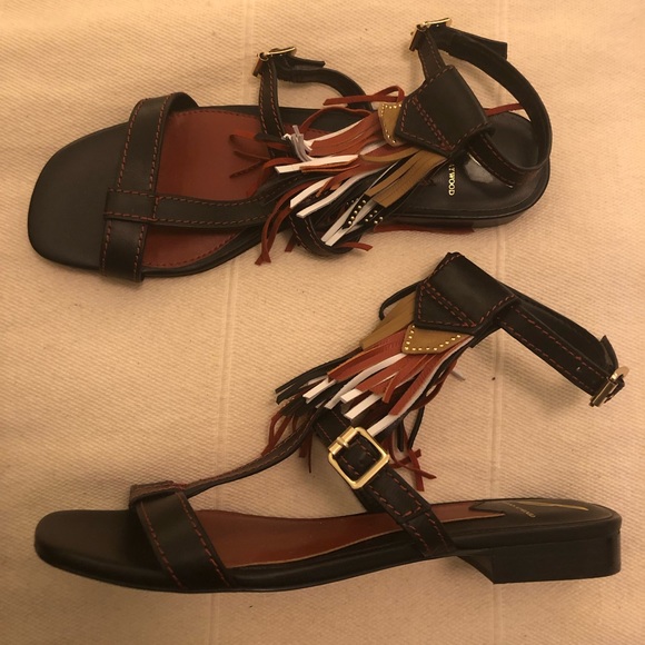 B by Brian Atwood Fringe leather sandals SZ 6.5 - Picture 4 of 5